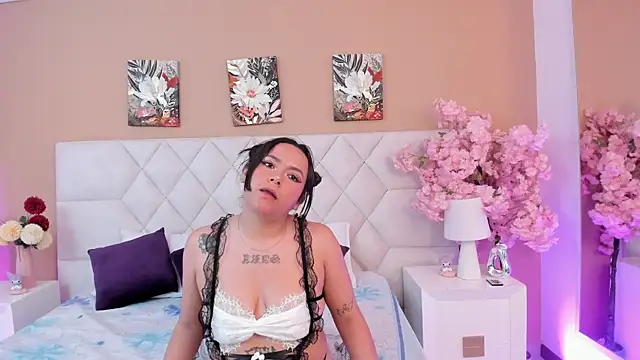 Madison Hart  online show from 8, 7, 2026