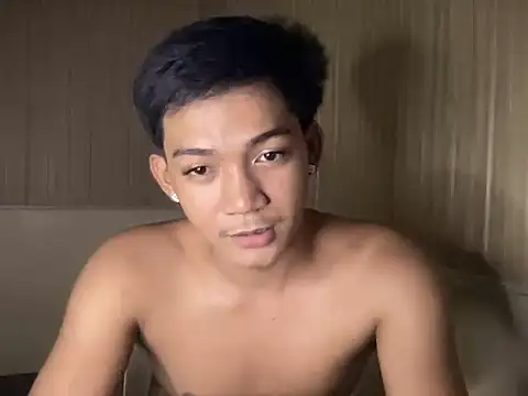 YourcumBoy77 online show from 11, 7, 2026