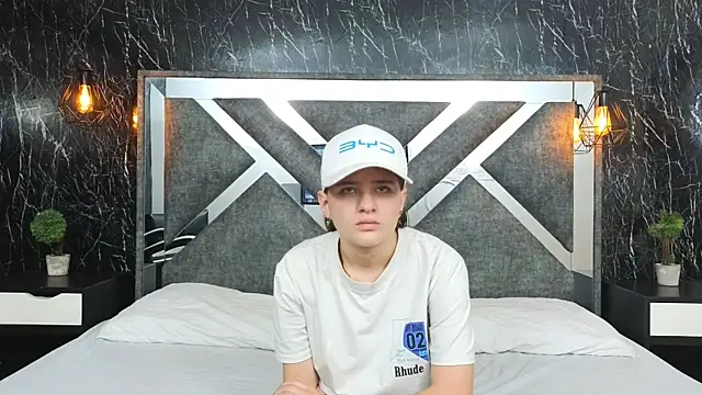 NakitaWolf online show from 6, 7, 2026