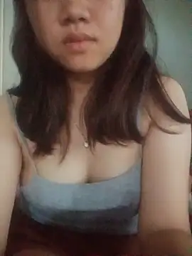Snapshot of Bedinxx chatting on 8, 7, 2026 Bedinxx online show from 8, 7, 2026