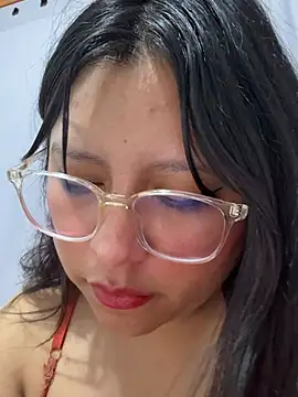 Yashira152 online show from 5, 7, 2026