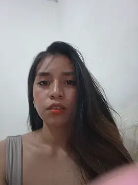 kylieathena online show from 8, 7, 2026
