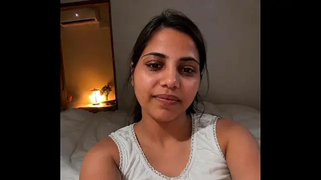 DiyaVodka00 online show from 5, 7, 2026
