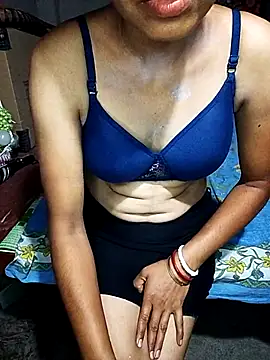 Snapshot of Hot_Urvashi_ chatting on 19, 7, 2026 Hot Urvashi online show from 19, 7, 2026
