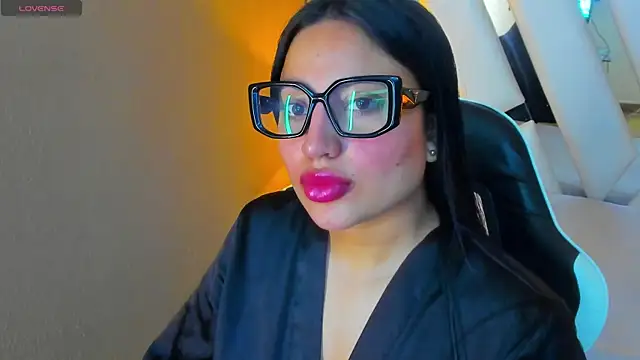 Snapshot of soffy_foxxy chatting on 7, 7, 2026 soffy foxxy online show from 7, 7, 2026