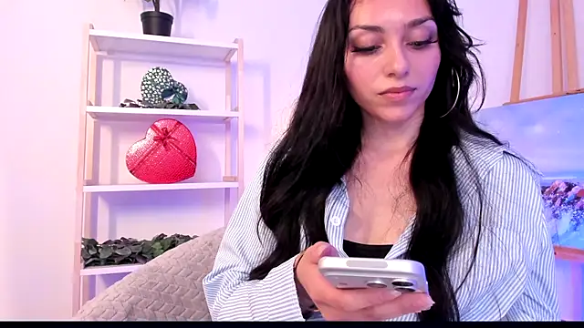 Snapshot of Kitty_Prettyy chatting on 10, 7, 2026 Kitty Prettyy online show from 10, 7, 2026