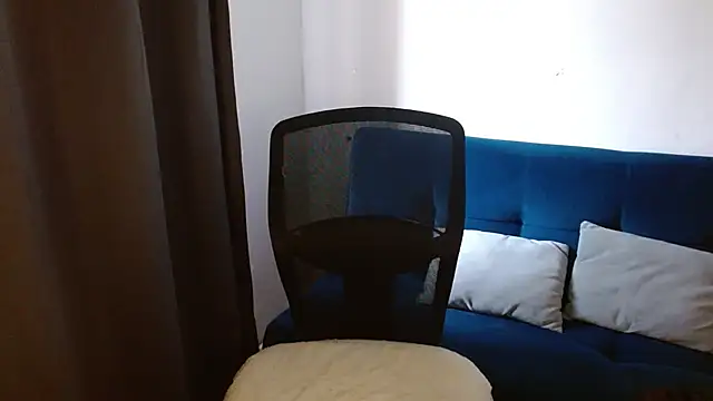 lispetite online show from 10, 11, 2025