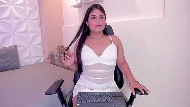 Snapshot of MadisonThompsons_ chatting on 13, 7, 2026 MadisonThompsons online show from 13, 7, 2026