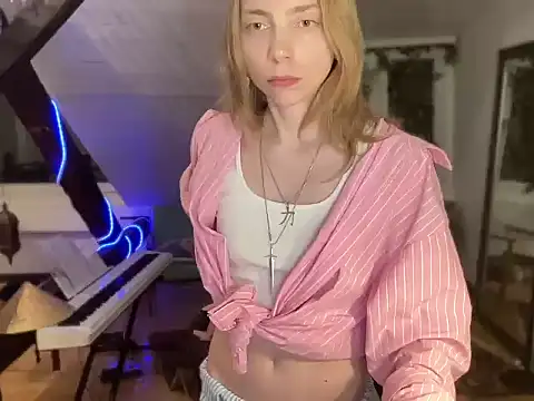 Snapshot of Anna_darko chatting on 12, 7, 2026 Anna darko online show from 12, 7, 2026