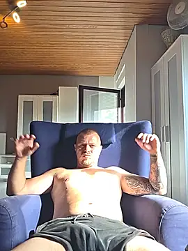 Snapshot of BlueXRX chatting on 13, 7, 2026 BlueXRX online show from 13, 7, 2026