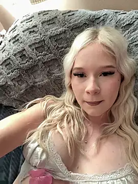 Chloebabyluv online show from 14, 7, 2026