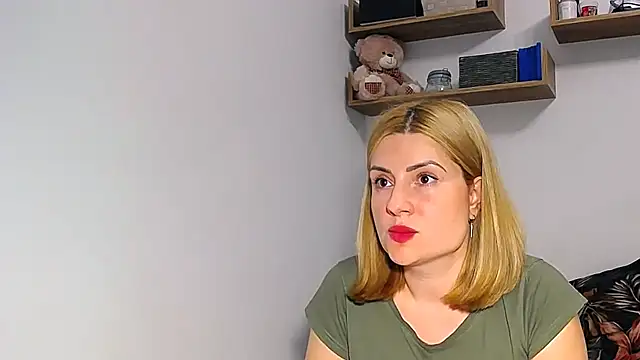 Snapshot of alisenties chatting on 6, 11, 2025 alisenties online show from 6, 11, 2025