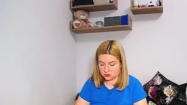 Snapshot of alisenties chatting on 12, 11, 2025 alisenties online show from 12, 11, 2025