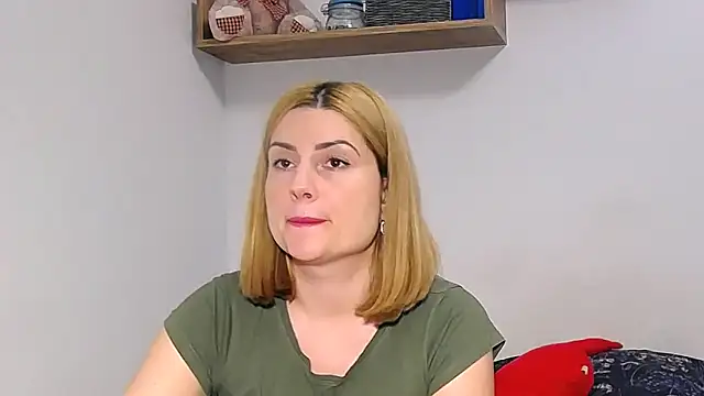 Snapshot of alisenties chatting on 14, 12, 2025 alisenties online show from 14, 12, 2025