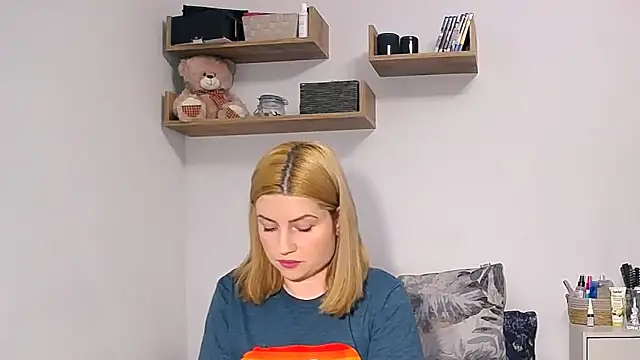 alisenties online show from 13, 2, 2026