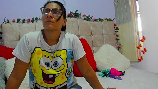 NatachaOrtegon online show from 14, 7, 2026