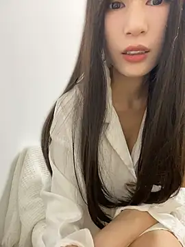 Emmaly999 online show from 22, 7, 2026