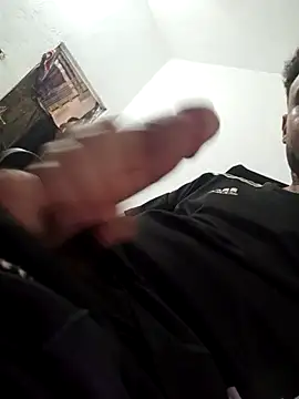 Manoq121 online show from 23, 7, 2026