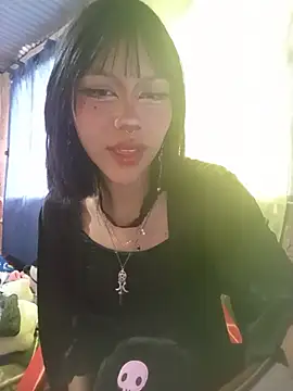 Snapshot of komi_chuu chatting on 21, 7, 2026 komi chuu online show from 21, 7, 2026