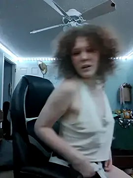 MaddieBoo1 online show from 22, 7, 2026