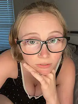 Kat peachyy26 online show from 23, 7, 2026