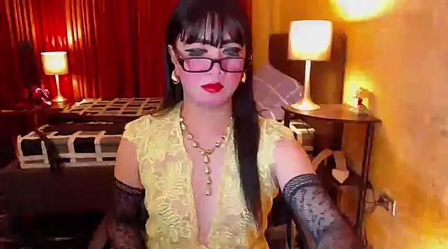 Snapshot of BigCockJewel chatting on 6, 3, 2025 BigCockJewel online show from 6, 3, 2025