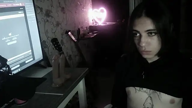 Kira UwU 666 online show from 24, 7, 2026