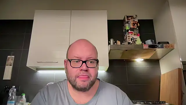Snapshot of theitalianbear chatting on 6, 12, 2024 theitalianbear online show from 6, 12, 2024