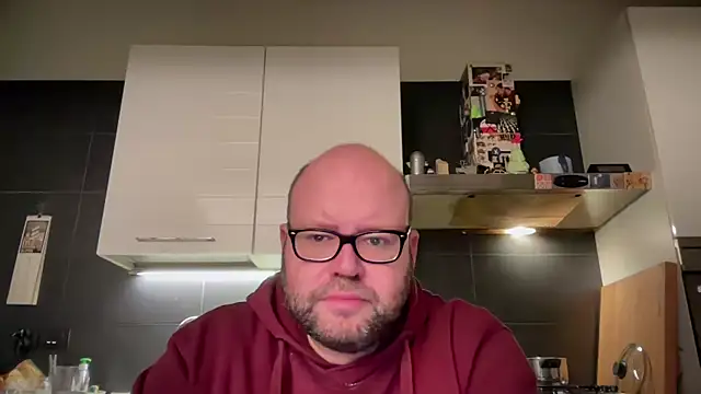 Snapshot of theitalianbear chatting on 11, 12, 2024 theitalianbear online show from 11, 12, 2024