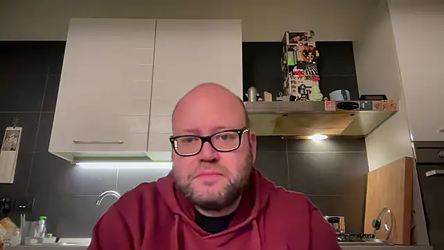 Snapshot of theitalianbear chatting on 11, 12, 2024 theitalianbear online show from 11, 12, 2024