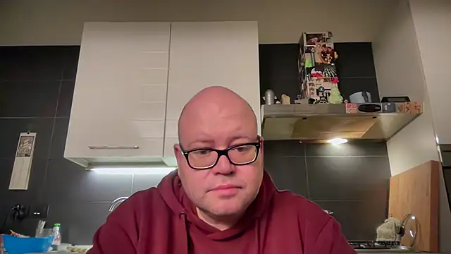 Snapshot of theitalianbear chatting on 21, 12, 2024 theitalianbear online show from 21, 12, 2024