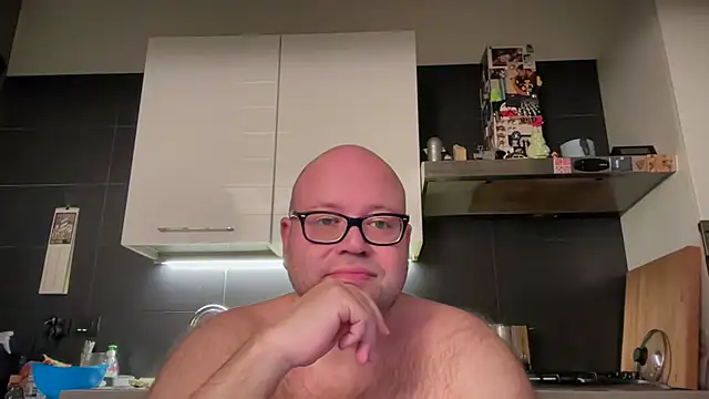 Snapshot of theitalianbear chatting on 22, 12, 2024 theitalianbear online show from 22, 12, 2024
