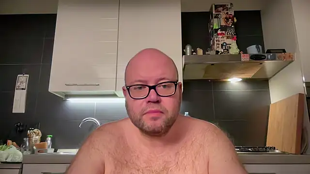 Snapshot of theitalianbear chatting on 20, 1, 2025 theitalianbear online show from 20, 1, 2025