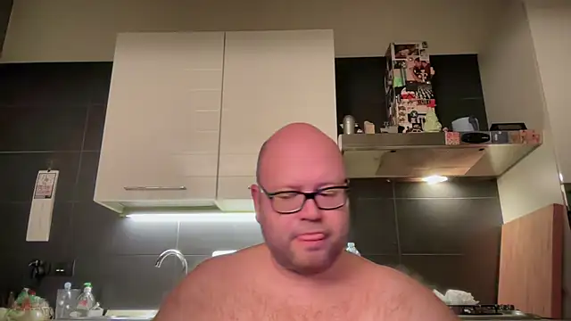 Snapshot of theitalianbear chatting on 10, 2, 2025 theitalianbear online show from 10, 2, 2025