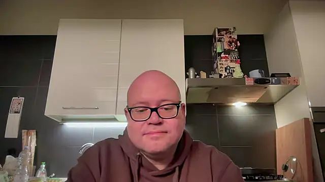 Snapshot of theitalianbear chatting on 12, 3, 2025 theitalianbear online show from 12, 3, 2025