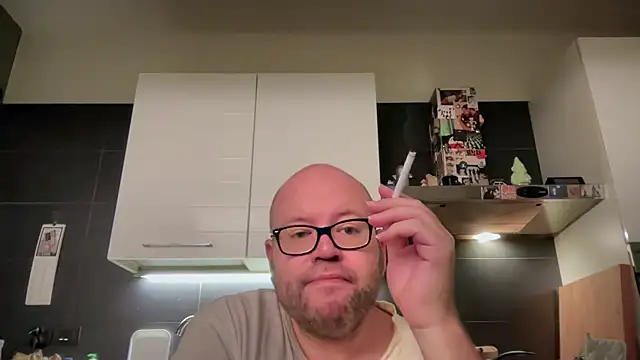 Snapshot of theitalianbear chatting on 2, 10, 2025 theitalianbear online show from 2, 10, 2025
