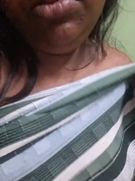 Snapshot of tamilfathima chatting on 1, 8, 2026 tamilfathima online show from 1, 8, 2026