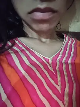 Snapshot of Lela106xxx chatting on 9, 8, 2026 Lela106xxx online show from 9, 8, 2026
