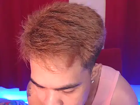 Snapshot of mike_jm chatting on 29, 10, 2025 mike jm online show from 29, 10, 2025