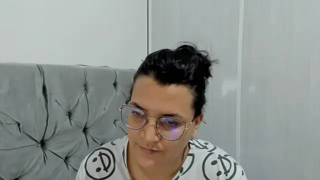 MARILYN GARCIA online show from 27, 1, 2025