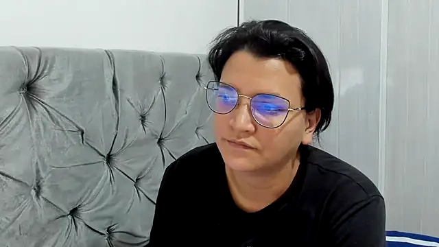 MARILYN GARCIA online show from 28, 1, 2025