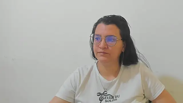 MARILYN GARCIA online show from 15, 12, 2025