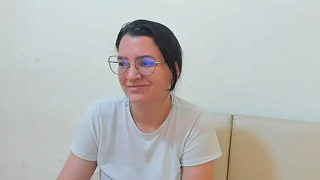 MARILYN GARCIA online show from 7, 1, 2026