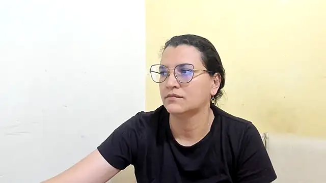 MARILYN GARCIA online show from 7, 2, 2026