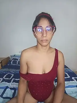 kira69167 online show from 10, 8, 2026