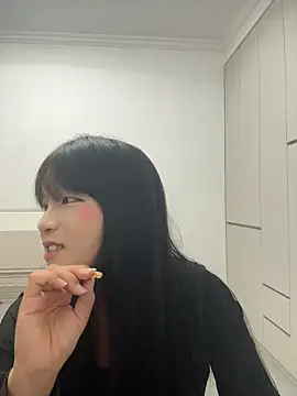 Snapshot of lulu066 chatting on 9, 8, 2026 lulu066 online show from 9, 8, 2026