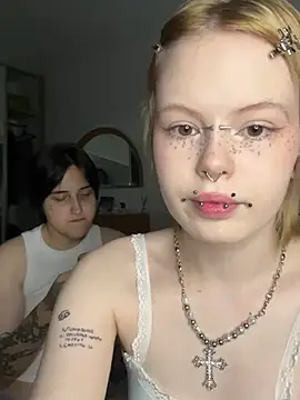 AliceAndMia online show from 7, 8, 2026