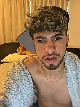 latintwinkboy10 online show from 7, 8, 2026