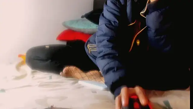  thamara25 online show from 25, 2, 2025