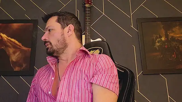 Snapshot of ChrisKox chatting on 19, 2, 2025 ChrisKox online show from 19, 2, 2025